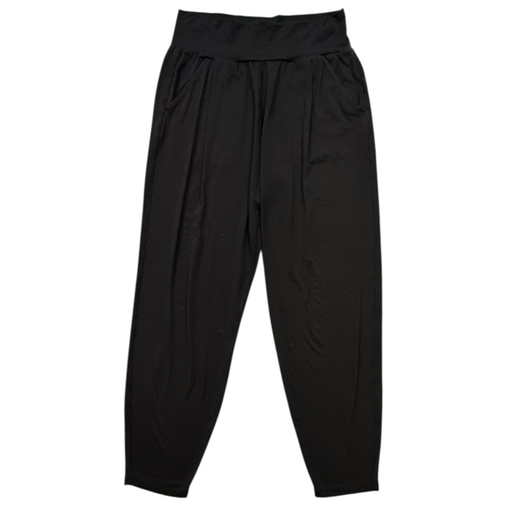 Vuori Lux At Ease Harem Black Joggers - Picture 2 of 6